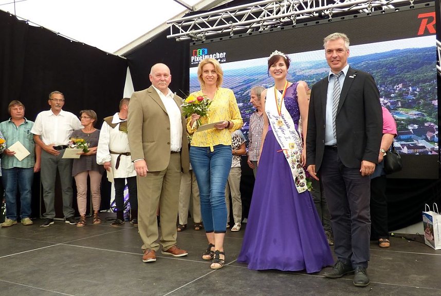 Gro&szlig;e Beteiligung am  24. "Frankenh&auml;user Blumensommer" 2018