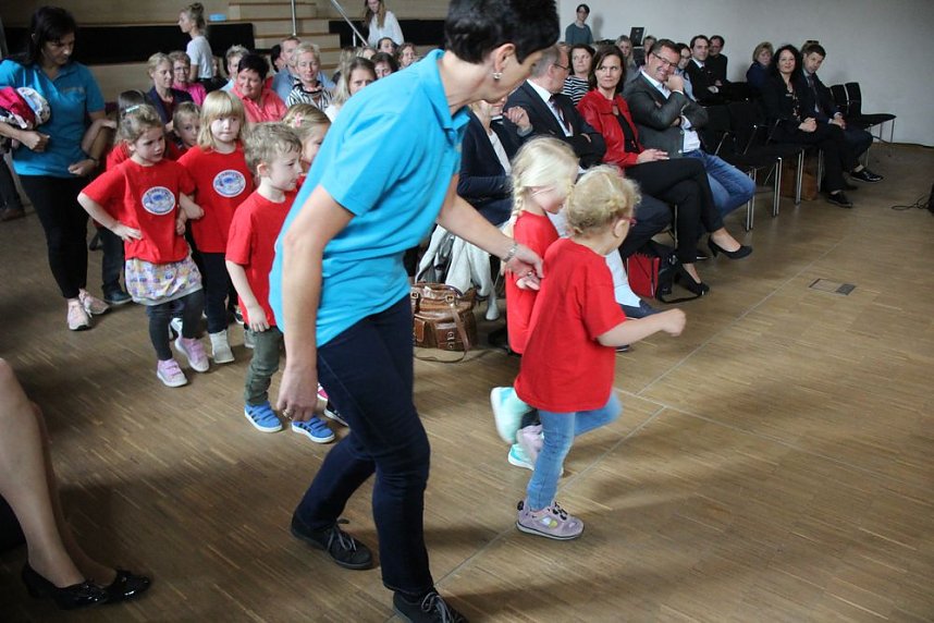 20 Einrichtungen "Kulturkindergarten/Kulturschule" ausgezeichnet