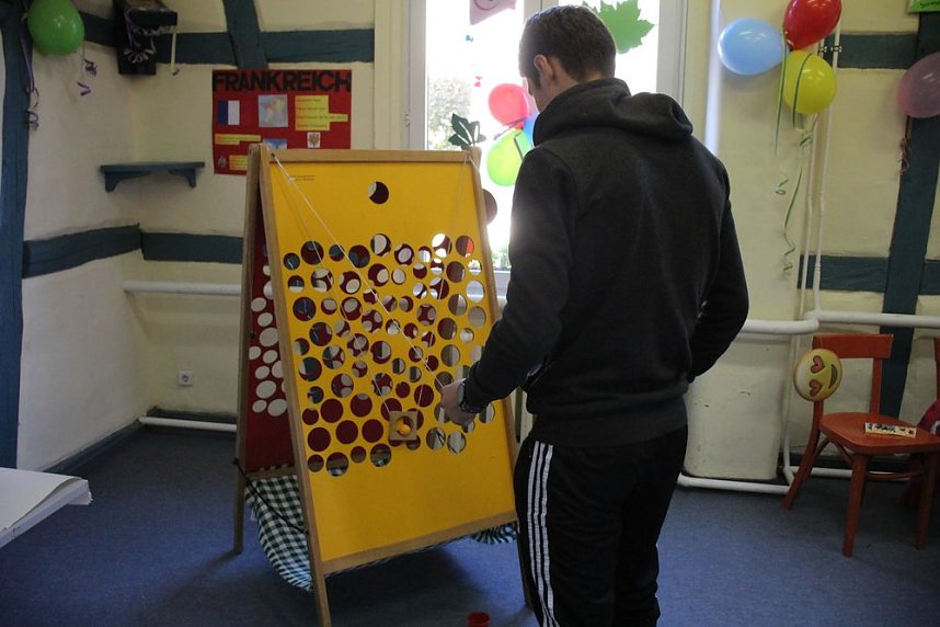 T&uuml;r stand weit offen