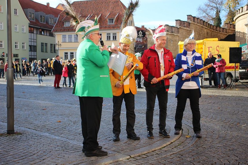Steffen der Grimmige verteidigte sein Rathaus