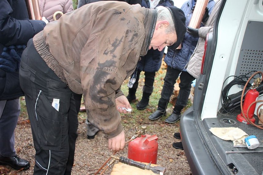 Turmhaube mit Dokumenten best&uuml;ckt