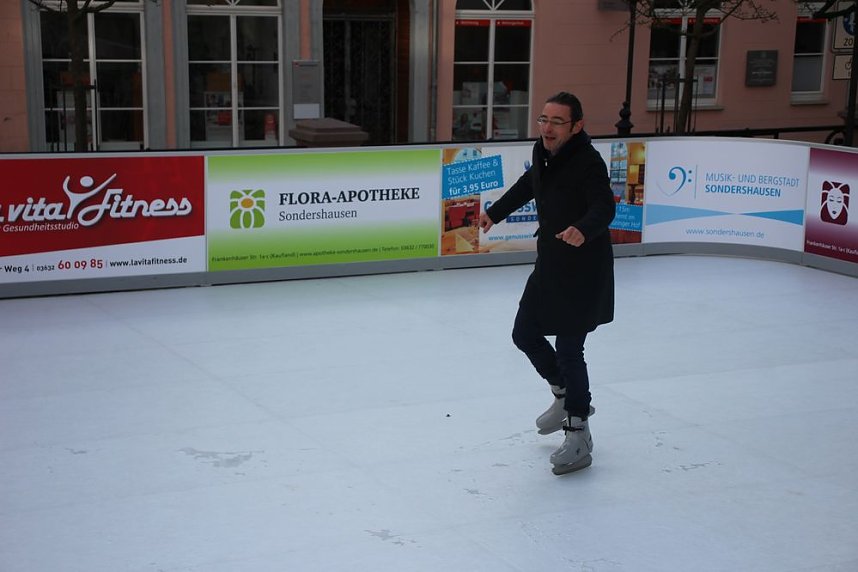 Kunsteisbahn in Sondershausen er&ouml;ffnet