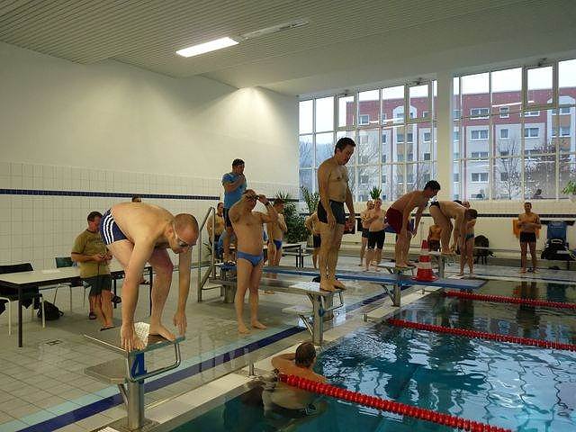 24 - Stunden Schwimmen begonnen