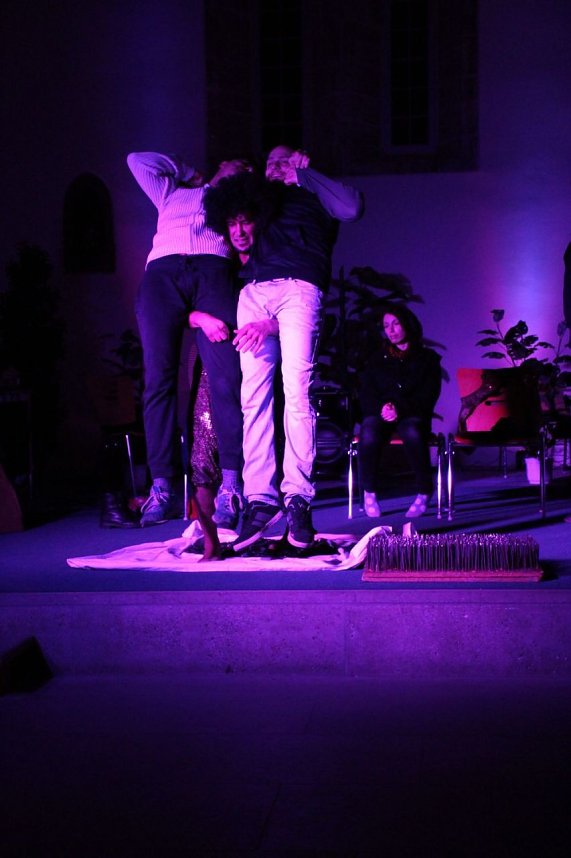 Zu Gunsten des Sole-Schwimmbads Artern