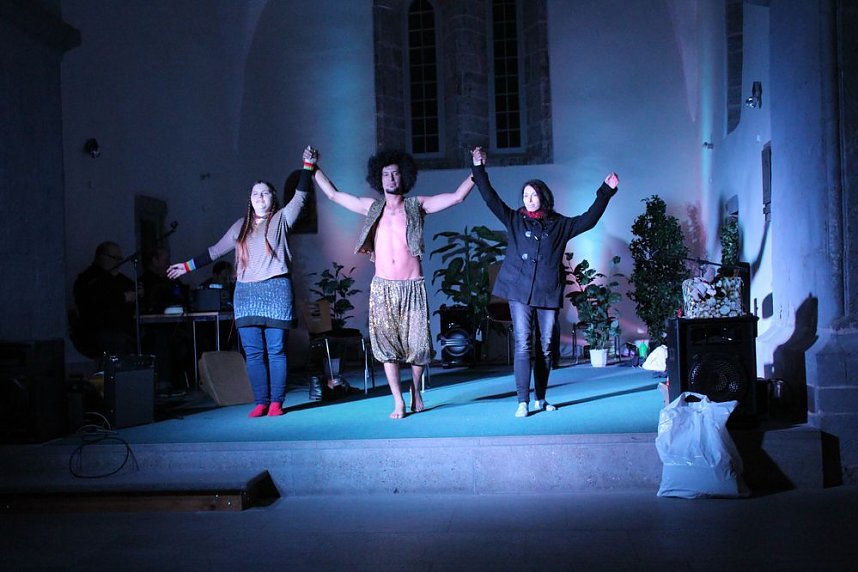 Zu Gunsten des Sole-Schwimmbads Artern