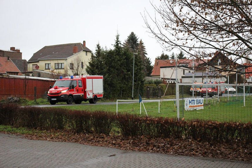 Feuerwehrfahrzeuge &uuml;bergeben