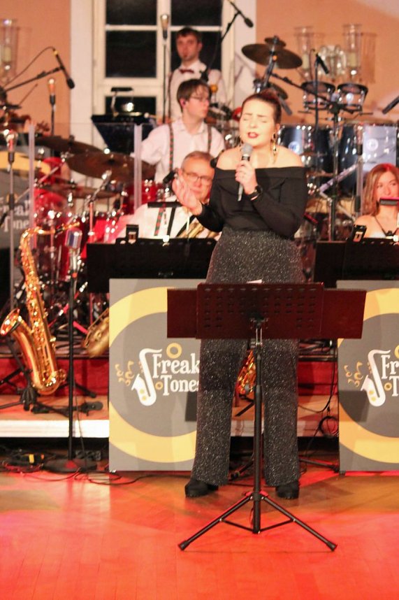 Wieder stehende Ovationen im Achteckhaus