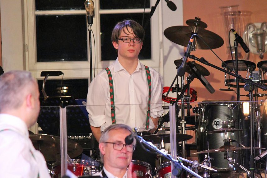 Wieder stehende Ovationen im Achteckhaus