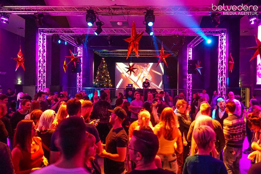 Party im Jugendclubhaus in Nordhausen - der Samstag