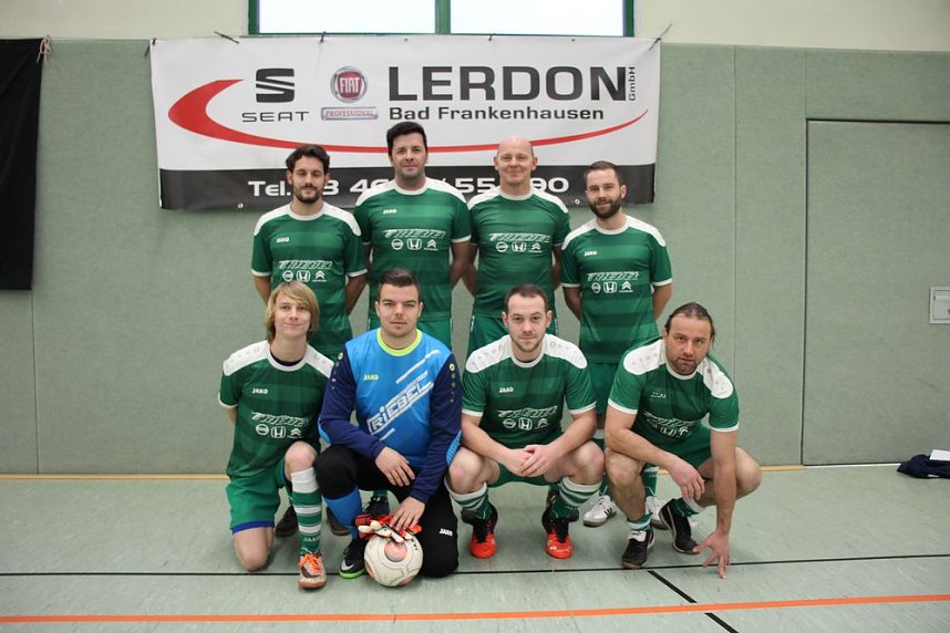 Zwischen G&auml;nsebraten und Raketen