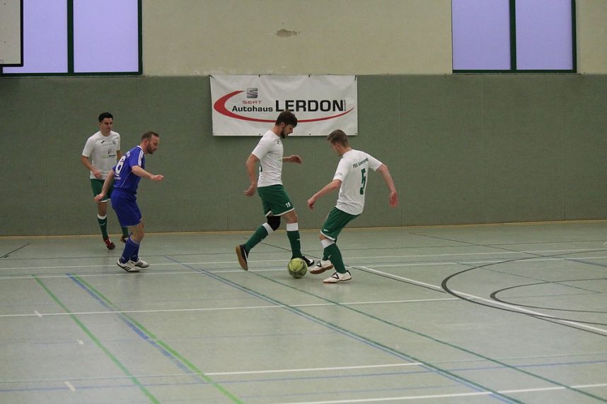 Zwischen G&auml;nsebraten und Raketen