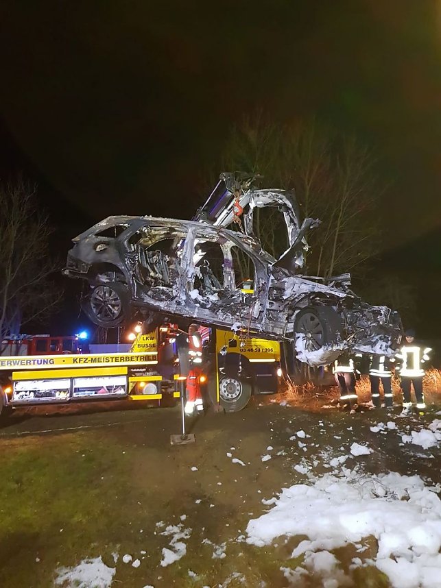 Fahrzeugbrand in Clingen
