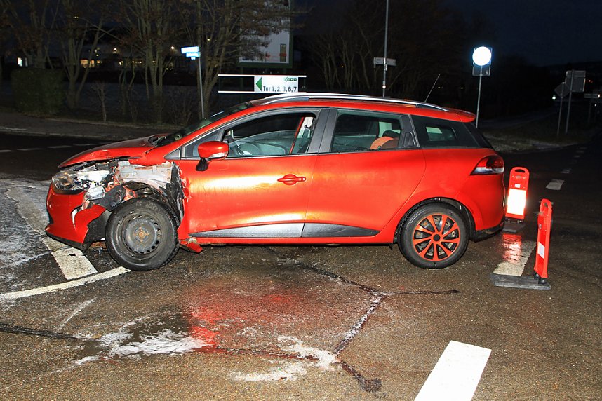 Crash nach Vorfahrtsfehler