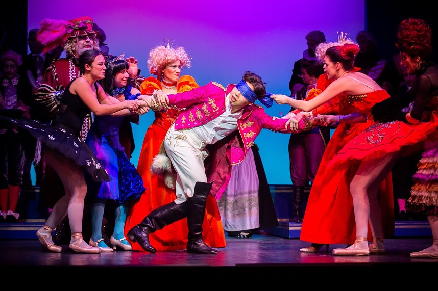 Premiere f&uuml;r das Tanzstudio Radeva