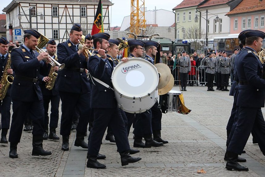 Vereidigung auf dem Markt
