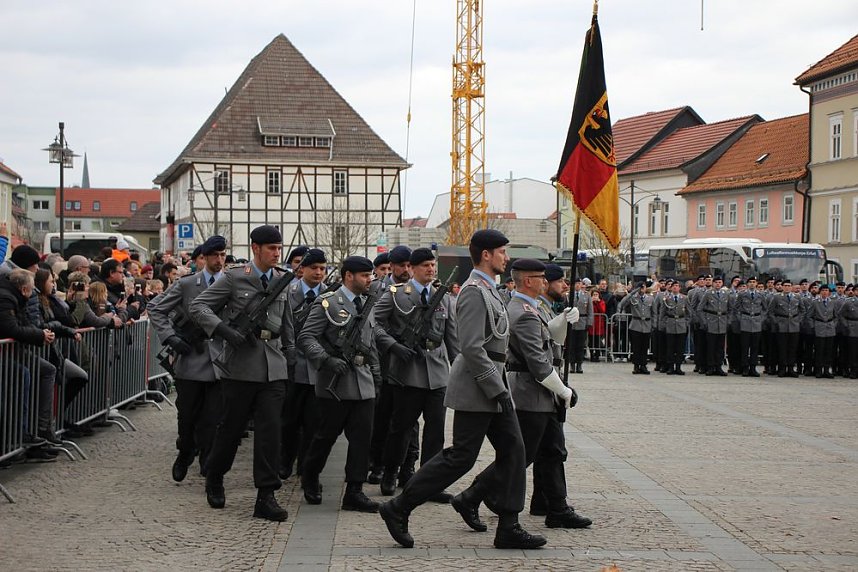 Vereidigung auf dem Markt
