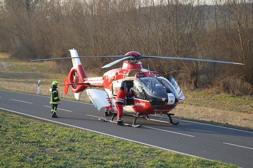 Sechs Menschen bei Unfall verletzt