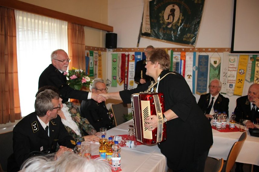 Erfolgreiche Bilanz und Wahl