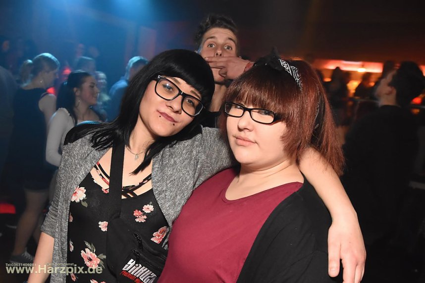 90er und 2000er Party