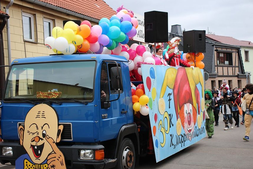 Narrenkappen flogen durch die Luft