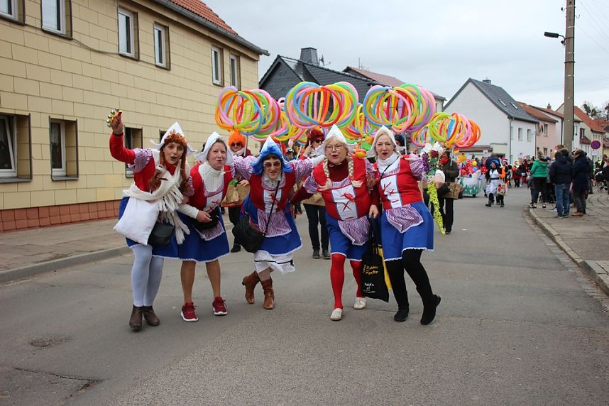 Narrenkappen flogen durch die Luft