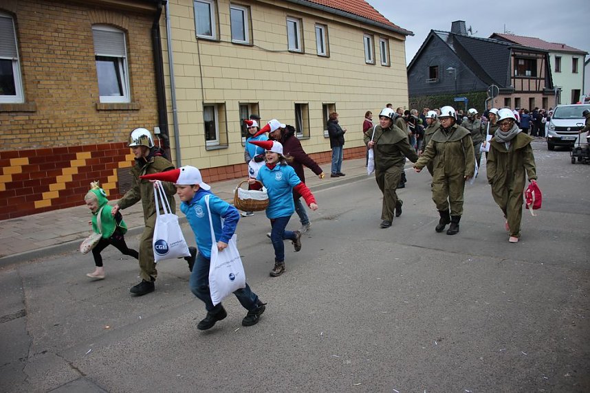 Narrenkappen flogen durch die Luft