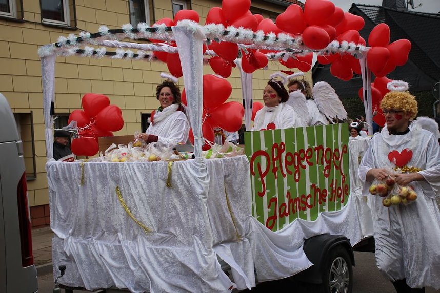 Narrenkappen flogen durch die Luft