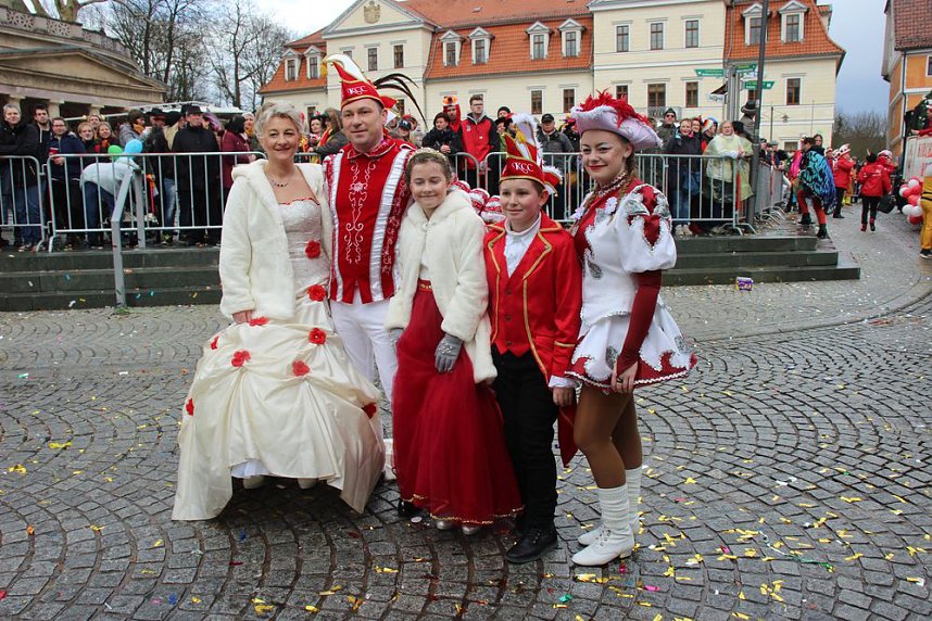 Rosenmontagsumzug nass gemacht