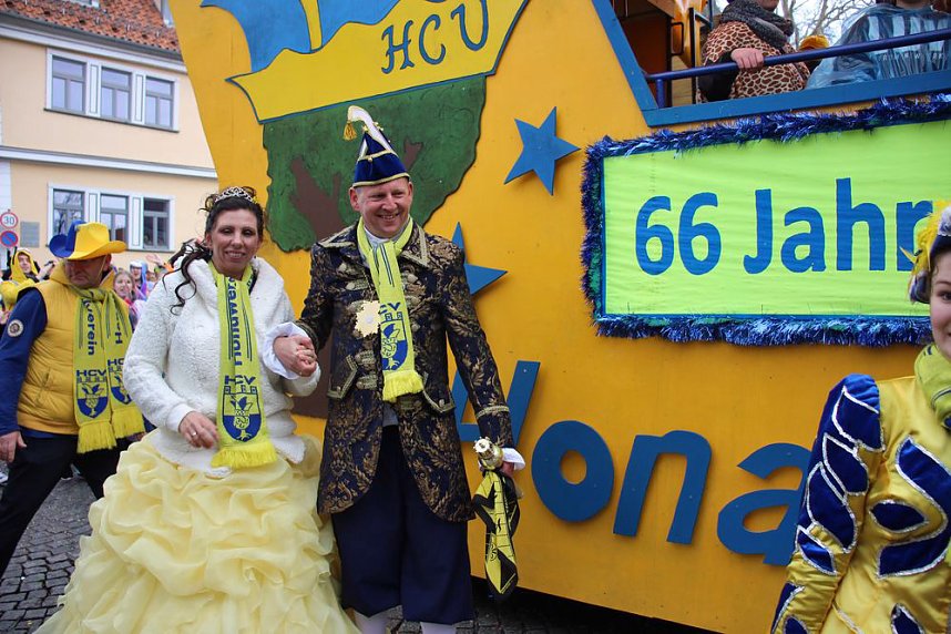 Rosenmontagsumzug nass gemacht