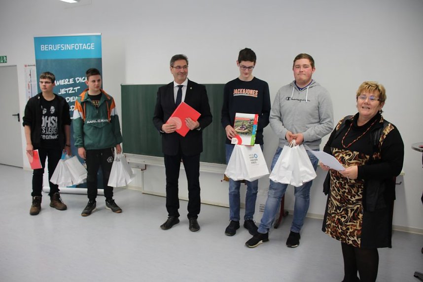 F&uuml;r Sch&uuml;lerwettbewerb heute Auszeichnungen &uuml;bergeben