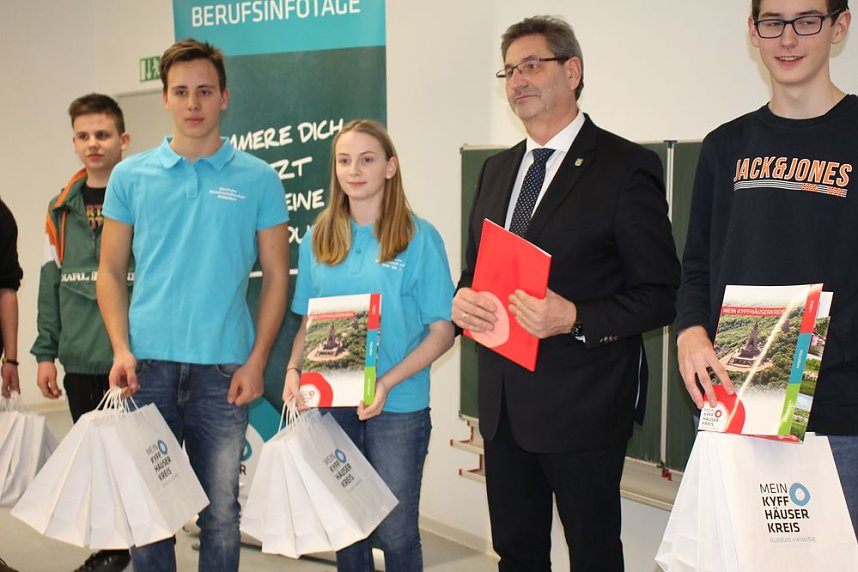 F&uuml;r Sch&uuml;lerwettbewerb heute Auszeichnungen &uuml;bergeben