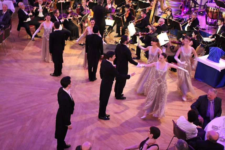 Venezianischer Maskenball