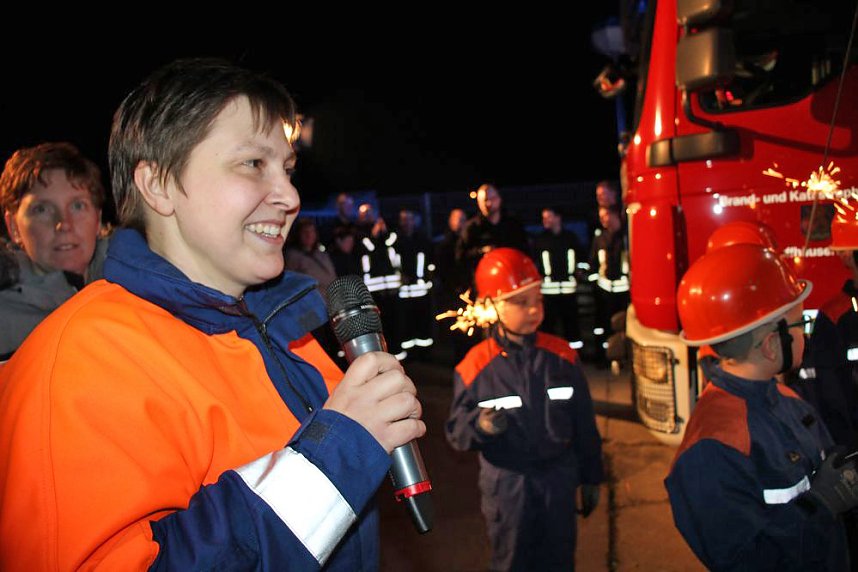 Freiwillige Feuerwehr pr&auml;sentierte HLF20