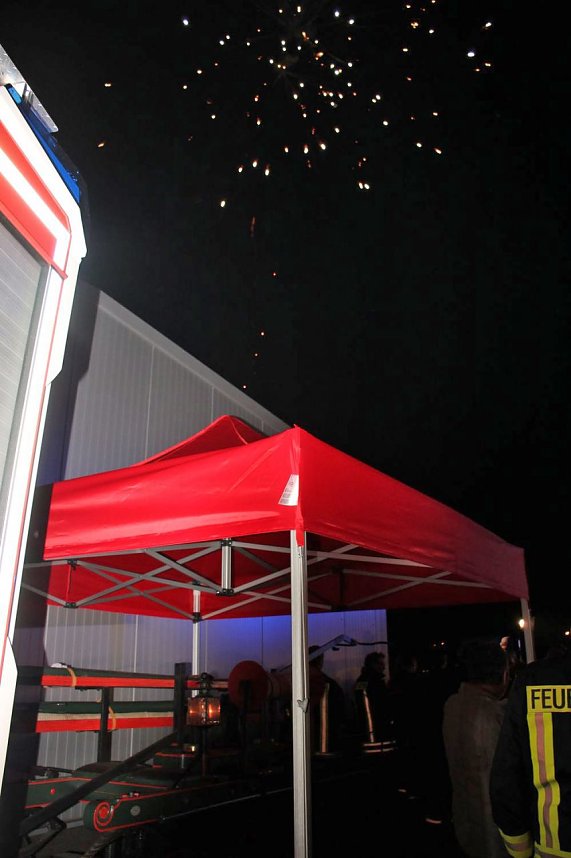 Freiwillige Feuerwehr pr&auml;sentierte HLF20