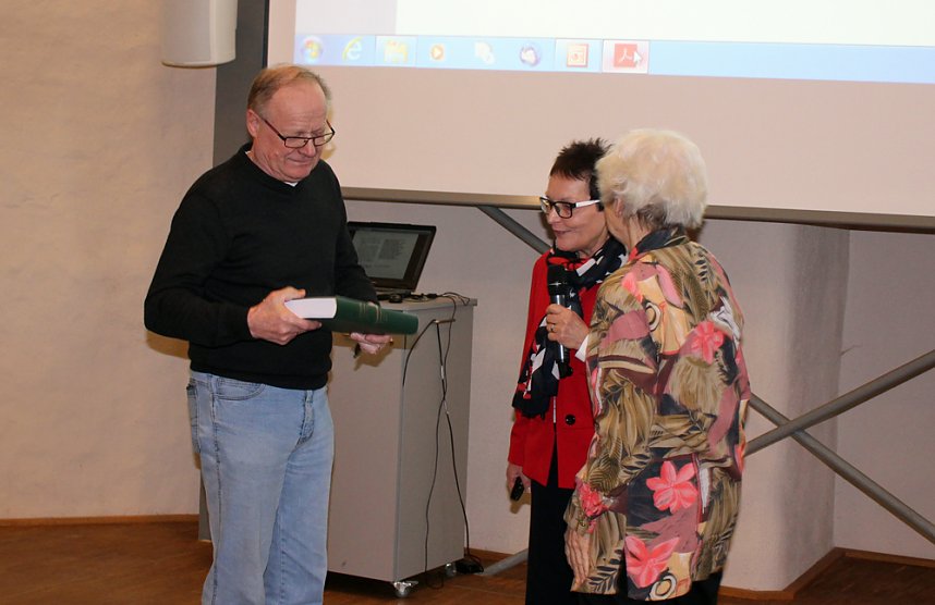 Transkript &uuml;bergeben