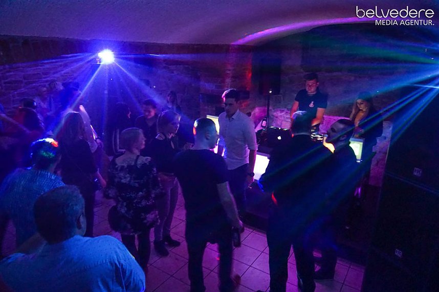 Party im Jugendclubhaus in Nordhausen - der Samstag