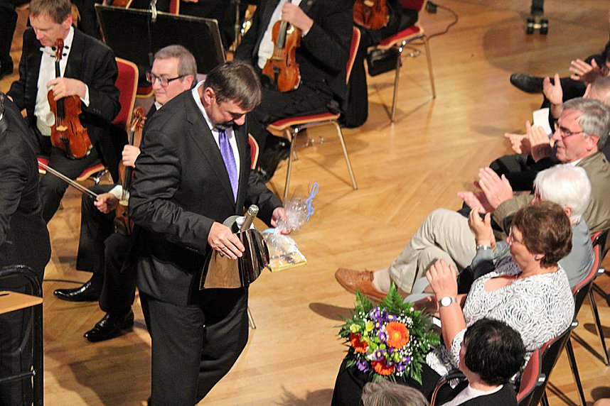 Zum Ehrenmitglied ernannt