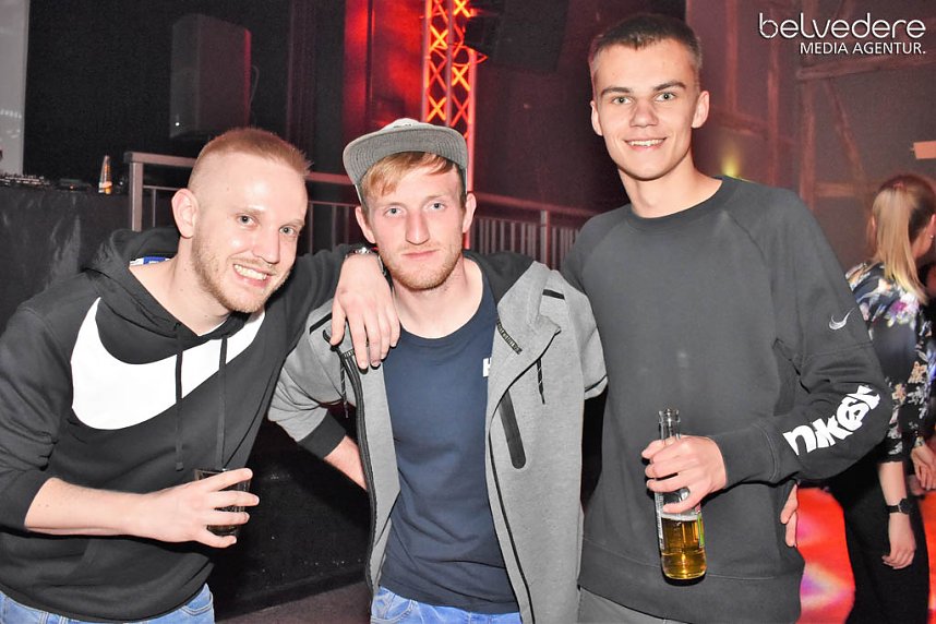 Party im Jugendclubhaus in Nordhausen - der Samstag