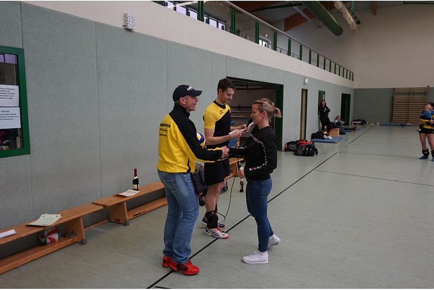 Abschluss beim Volleyball