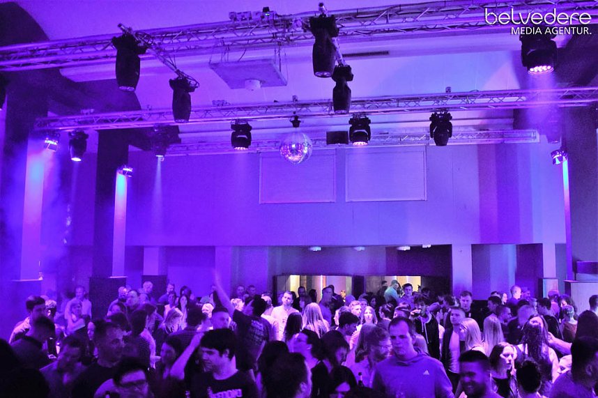 Party im Jugendclubhaus in Nordhausen - der Samstag