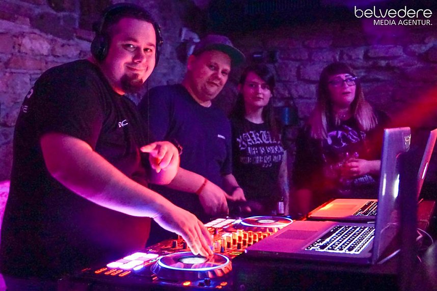 Party im Jugendclubhaus in Nordhausen - der Samstag