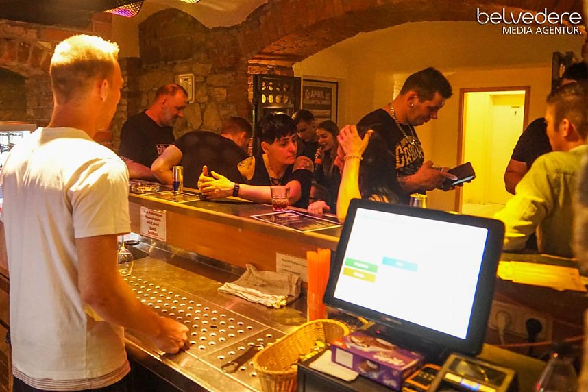 Party im Jugendclubhaus in Nordhausen - der Samstag