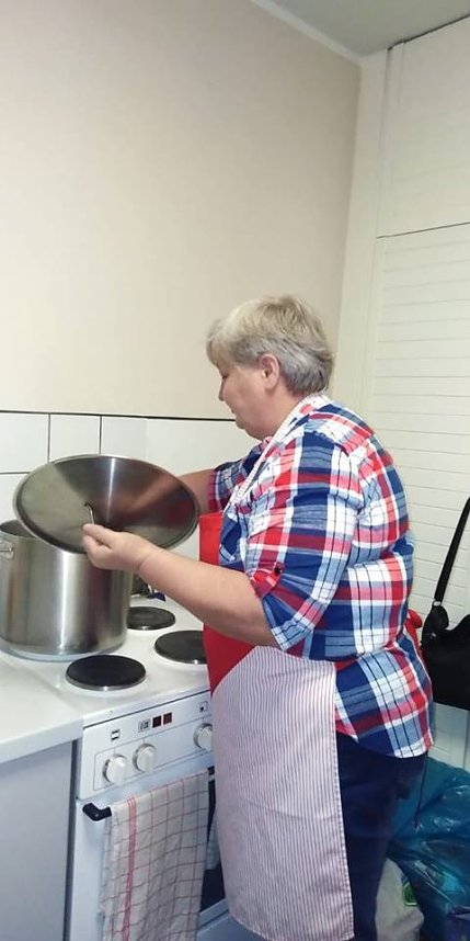 Ein neues Theatertanzst&uuml;ck der Kulturgruppe Kontakt" steht!