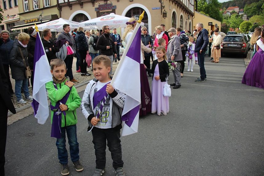 27. Fliederfest er&ouml;ffnet - Verabschiedung Fliederk&ouml;nigin