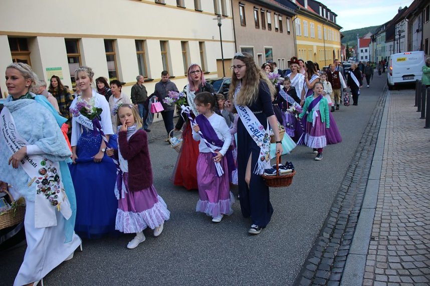 27. Fliederfest er&ouml;ffnet - Verabschiedung Fliederk&ouml;nigin