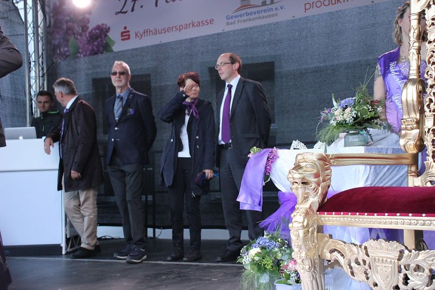 27. Fliederfest er&ouml;ffnet - Verabschiedung Fliederk&ouml;nigin