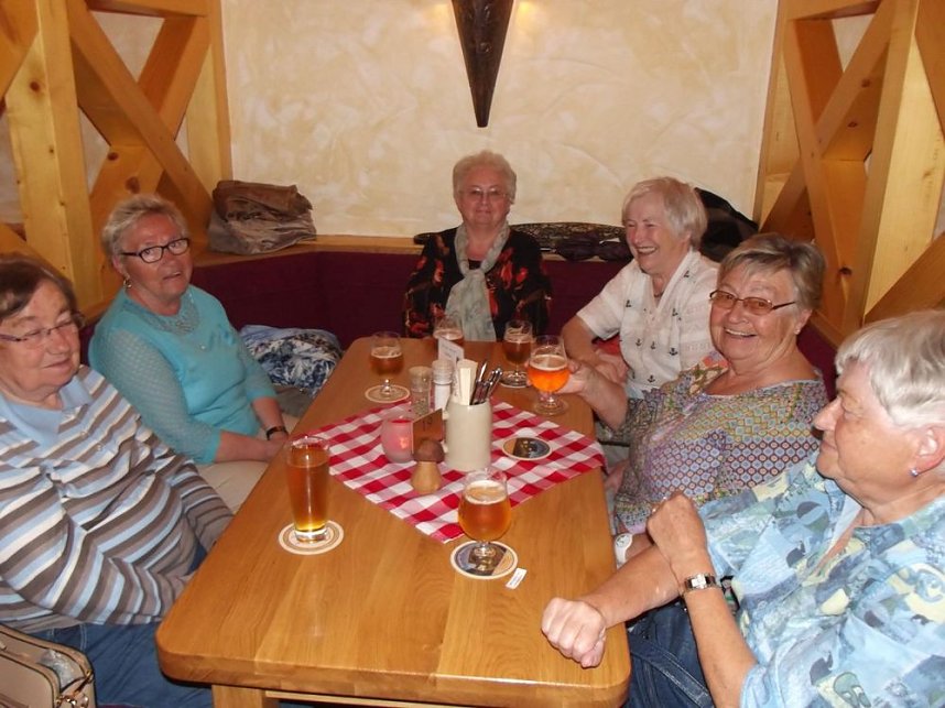 WB4 besuchte Sophienhof und die Ziegenalm