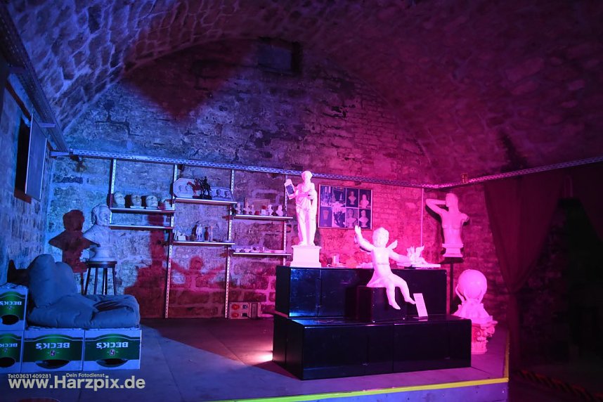 Allways Thirty3 / Golden Circle