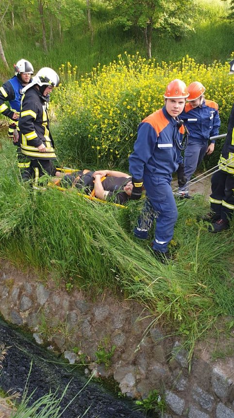 Tag der Berufsfeuerwehr in Clingen durchgef&uuml;hrt