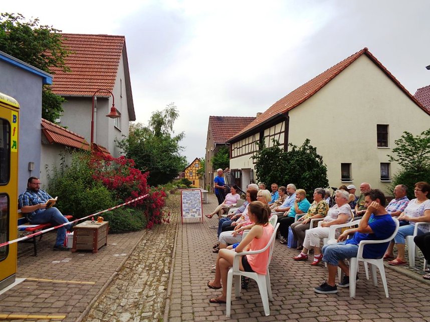 Er&ouml;ffnung der Telefonbibliothek in Etzleben